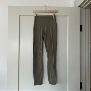 Green Everlane Renew Leggings